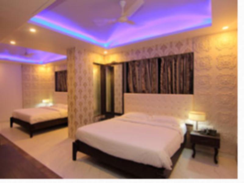 Hotel Sai Dharam Palace Ширди Екстериор снимка
