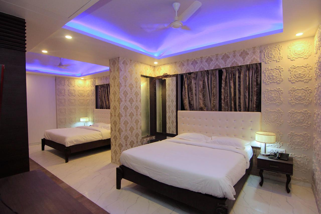 Hotel Sai Dharam Palace Ширди Екстериор снимка