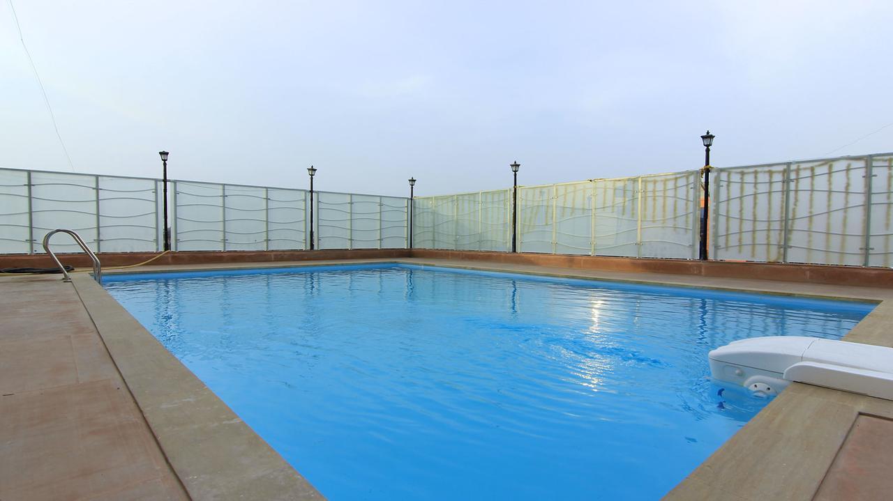 Hotel Sai Dharam Palace Ширди Екстериор снимка